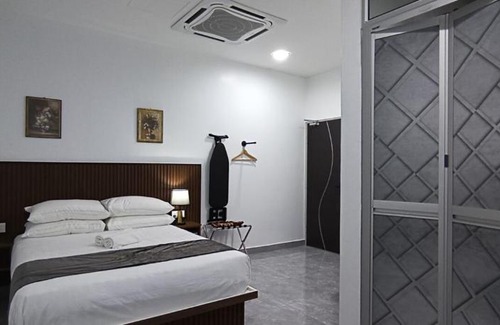 Kampung Alor Bangsa Hotel | Padi Hotel Alor Setar