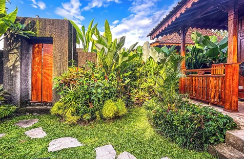 Mambal Villa | Padiku Villa Semana Private Pool