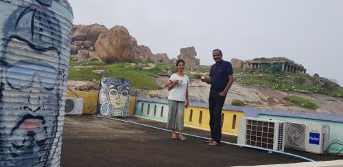 Hampi Bed & Breakfast | Padmaa Hampi Villa