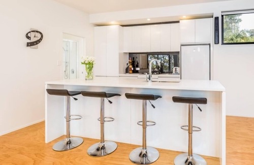 Paihia House | Paihia Beach House - Central Paihia - bay of islands