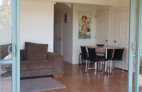 Paihia Cabin | Paihia Central Residence