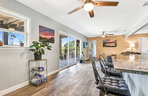 New Braunfels House | Painted Paradise Guest Suite | Romantic Hill Country Sunsets with a swimming poo