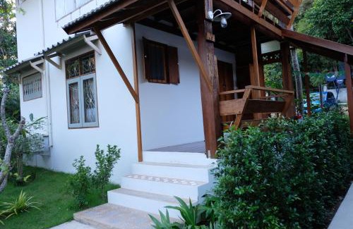 Su Thep House | Paiyannoi Guesthome