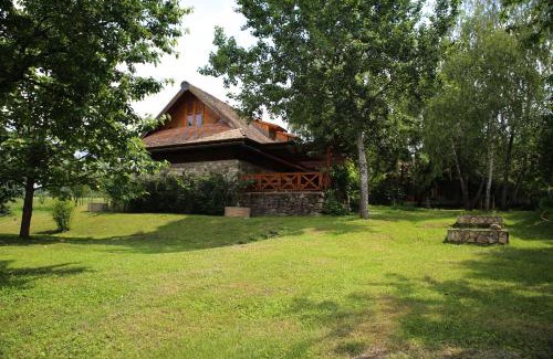 Garab Bed & Breakfast | Pajta Villa