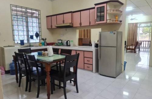 Paka House | Paka Seaview Inn