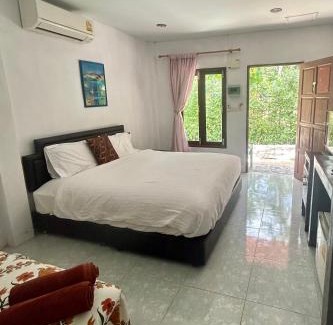 Mai Fat House | Pakmeng Beach Resort