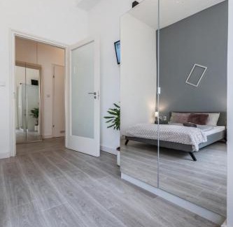Szeged Apartment | Palace