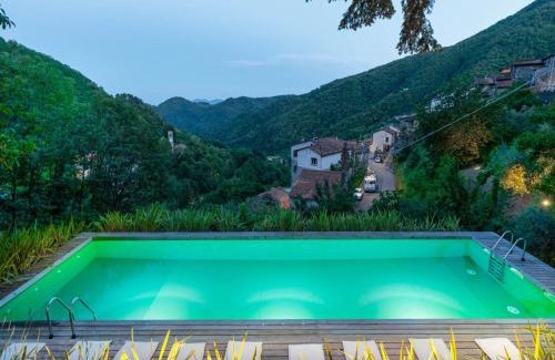 Villabuona Villa | Palace near Lucca with Infinity Pool