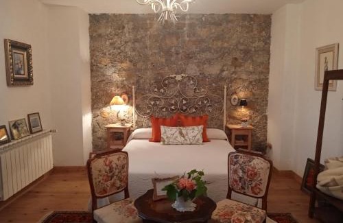 Barcena de Cicero Hotel | Palacio de Arredondo