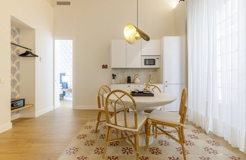 La Goleta Apartment | Palacio Vegafuente 1.2 with Terrace