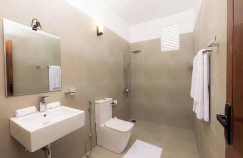 Hikkaduwa Hotel | Palazzo Beach Hikkaduwa