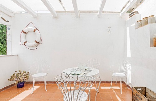 Albergheria Apartment | Palazzo dei Normanni Stylish Apartment