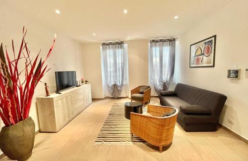 Rione San Maurizio Apartment | Palazzo Proietti 4