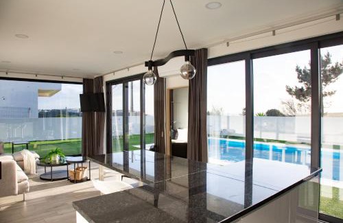 Ericeira House | Palhais Paradiso - perfect for families & friends