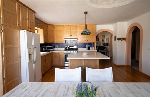 Palisade House | Palisade Peach Orchard Farmhouse w/Pool & Spa 18+
