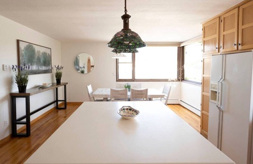 Palisade House | Palisade Peach Orchard Farmhouse w/Pool & Spa 18+