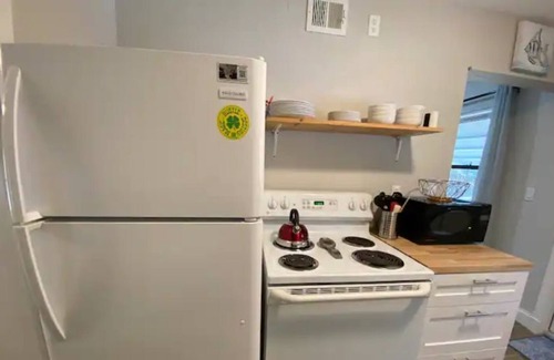 Interchange Square House | 🎣 Palm Bay Paradise Retreat 🌴 Near Beach 🏖