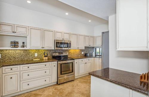 Pensacola Beach House | Palm Beach Club #111