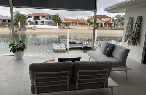 Palm Beach House | Palm Beach House on Canal