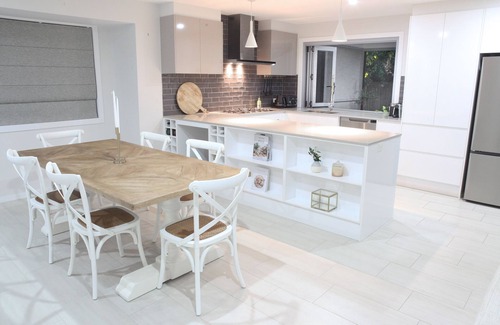 Elanora House | Palm Beach Oasis