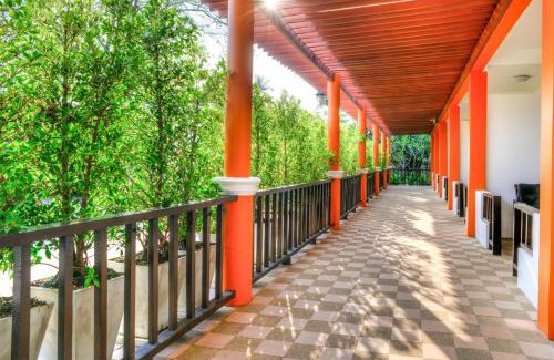 Pak Nam Pran Resort | Palm Beach Resort