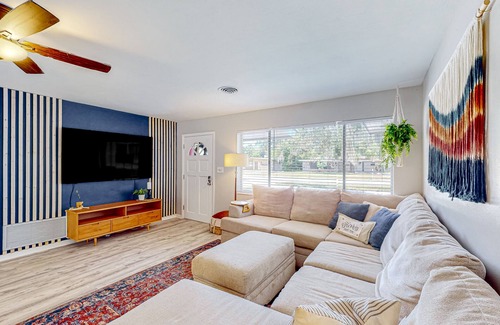 Winter Haven House | Palm Frond Place | House in Winter Haven with a game room, pool, and in-home gym