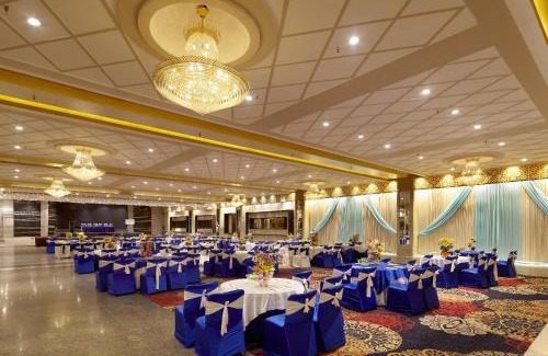 Delhi Hotel | Palm Green Hotel & Resorts