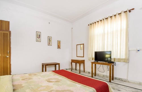 Jaipur District Bed & Breakfast | PALM HOLIDAYS - LUXURY HOMESTAY JAIPUR, RAJASTHAN