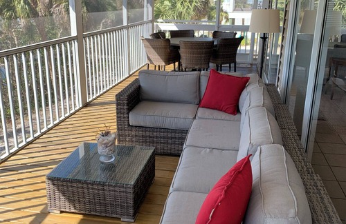 Palm Island House | Palm Island/Don Pedro 3/2 Island Escape Close to Beach with a Dock