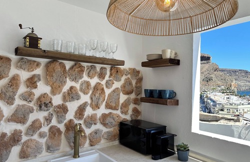 Lomo Quiebre Apartment | Palm Leaf Mogan