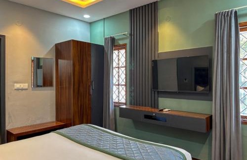 Indiranagar Hotel | Palm Mystic Inn - Indiranagar