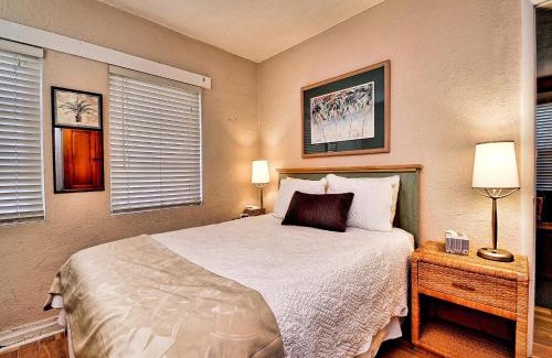 Clearwater Beach Apartment | Palm Place 3 - Buccaneer Palm Beach getaway 622