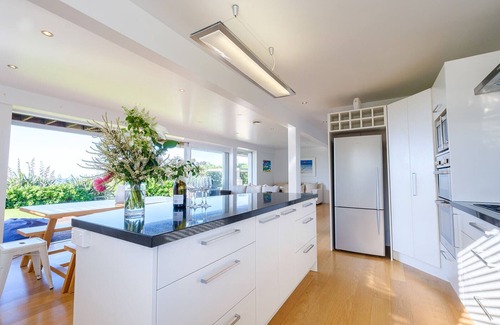 Ostend House | Palm Ridge - near Onetangi & Palm Beach