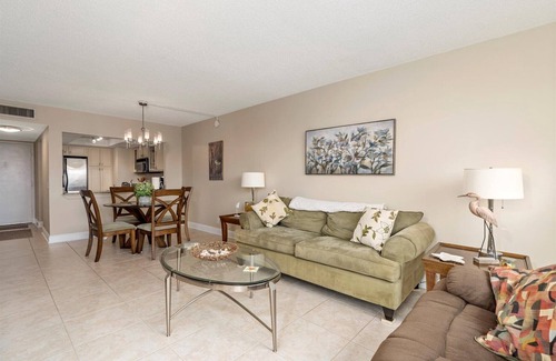 Palma del Mar Condo | Palma Del Mar Pool Hot Tub Wi-Fi Parking