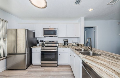 Palma del Mar Condo | Palma 'Island Life to a Tee'