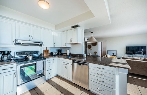 Palma del Mar Condo | Palma 'Million Dollar View', Exceptionally Updated Condo