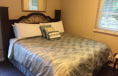 Midway Hotel | Palmer's Motel
