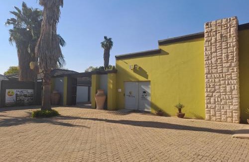 Mahikeng House | Palmetto guesthouse