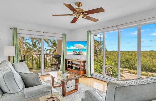Islamorada House | Palms 417
