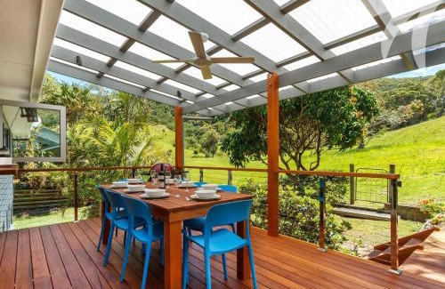 Blueys Beach House | Palms House