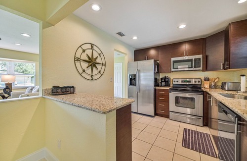 Cypress Lakes Estates House | Palms, Your Florida Retreat, Private Heated Pool