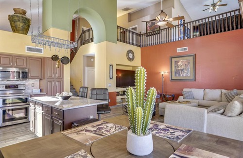 Palm Valley House | PALMVALLEY - MINUTES TO GOODYEAR & CAMELBACK BALL PARKS/4BRM/HEATED POOL/HOT TUB