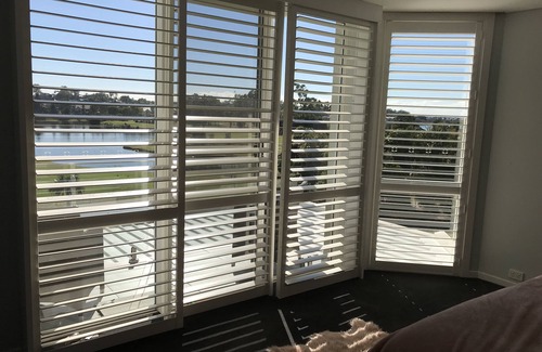 Sanctuary Cove House | palmview terrace in sanctuary cove