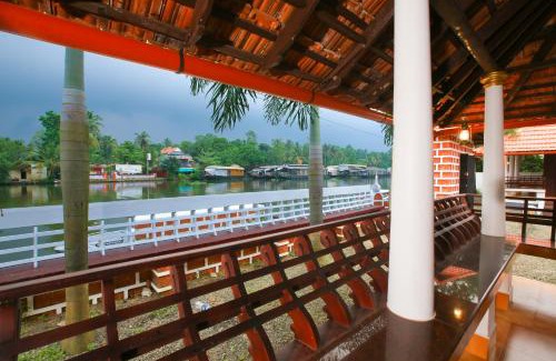 Alappuzha House | Palmy Lake Resort