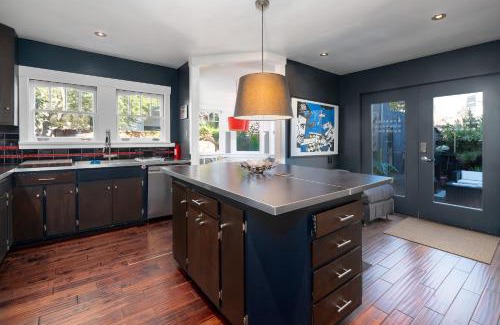 Community Center House | Palo Alto Home on Fulton Street