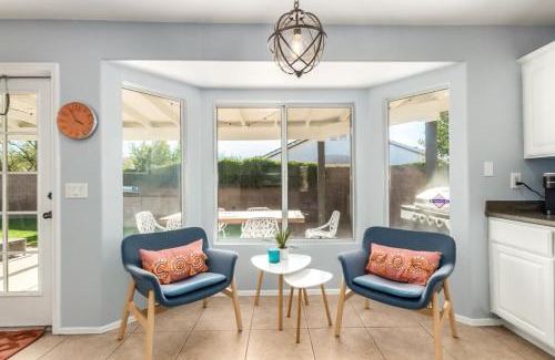 Glendale House | Paloma Crush Near Cardinal Stadium & Football Fun