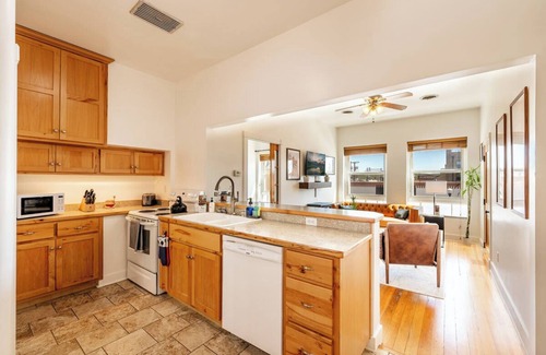 Sheridan Apartment | Paloma on Main | Downtown View + Charm