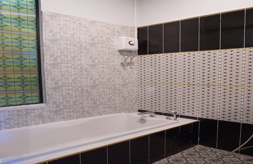 Nakhon Si Thammarat Hotel | Pama House Apartment