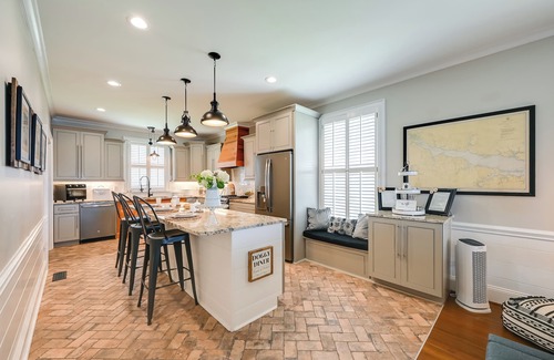 Bath Cottage | Pamlico River Vacation Rental w/Deck & Fire Pit