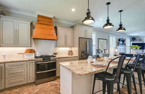 Bath Cottage | Pamlico River Vacation Rental w/Deck & Fire Pit